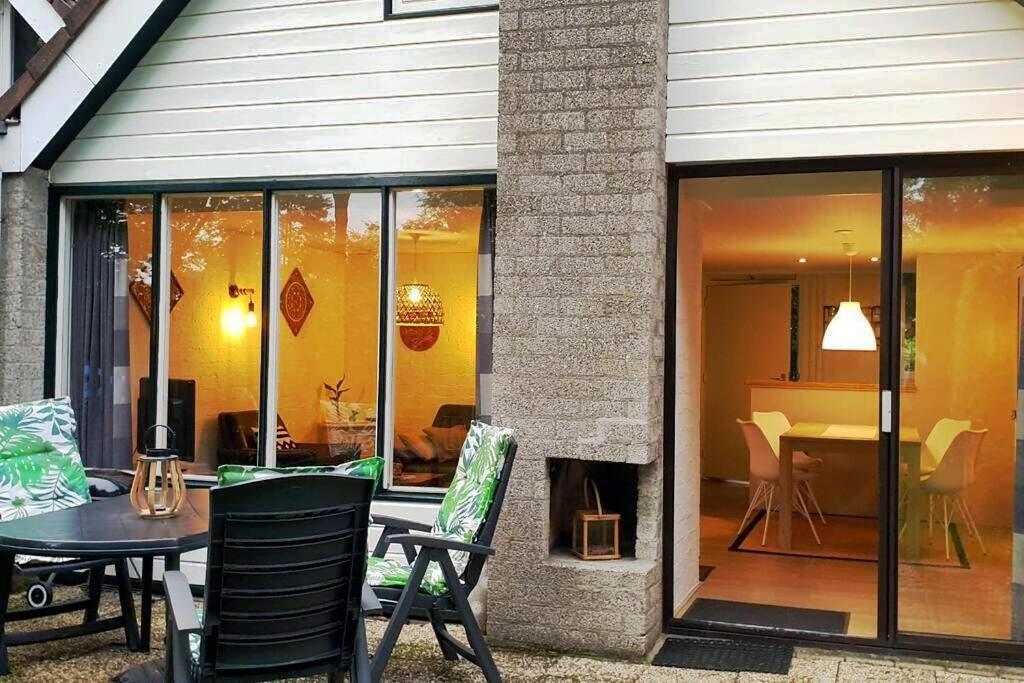Ervaar Vredige Rust In Deze Charmante Knusse Bungalow Posterholt Kültér fotó